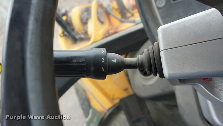 image for item DD7783 2007 JCB 426 ZX wheel loader