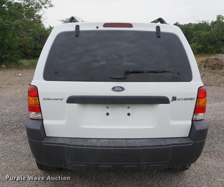 image for item DD7785 2007 Ford Escape Hybrid SUV