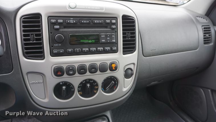 image for item DD7785 2007 Ford Escape Hybrid SUV