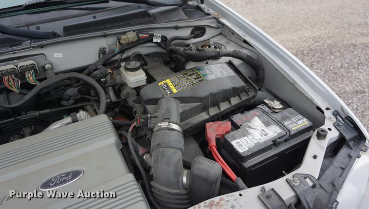 image for item DD7785 2007 Ford Escape Hybrid SUV