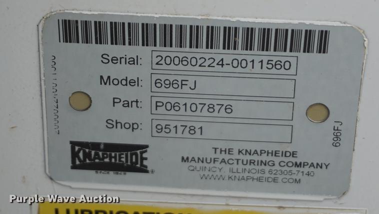 image for item DD7786 2006 Ford F250 Super Duty utility bed pickup truck