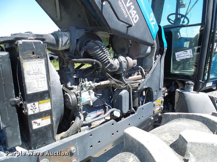 image for item DD8614 1998 New Holland TV140 bi-directional 4WD tractor