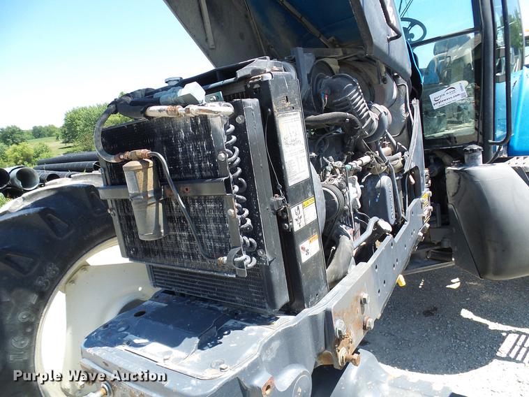 image for item DD8614 1998 New Holland TV140 bi-directional 4WD tractor