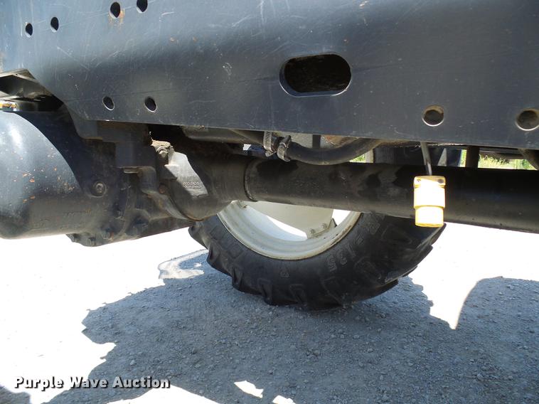 image for item DD8614 1998 New Holland TV140 bi-directional 4WD tractor