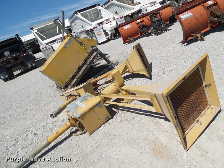 (2) Federal Signal Corp. emergency sirens in Plattsburg, MO Item