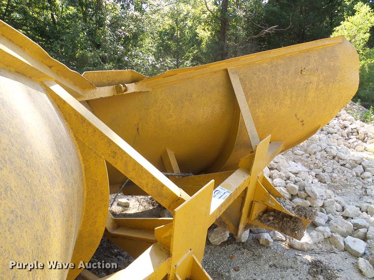 image for item DD8631 Balderson V-plow