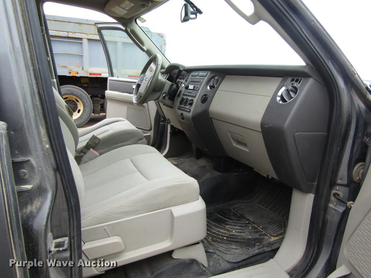 image for item DD8838 2010 Ford Expedition SUV