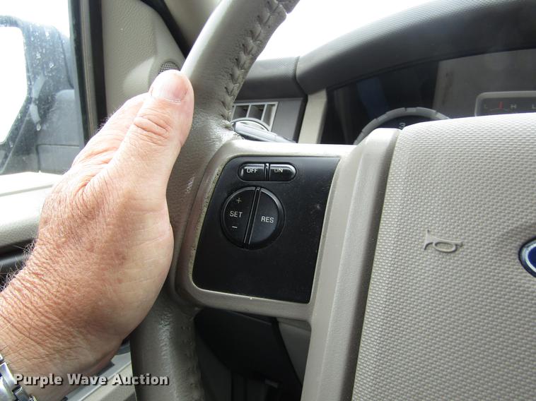 image for item DD8838 2010 Ford Expedition SUV