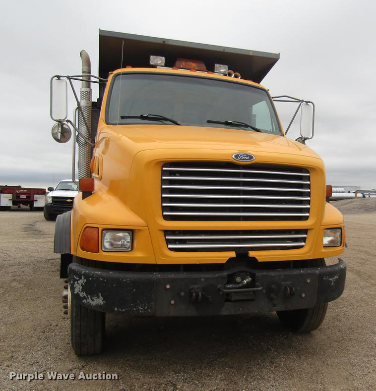 image for item DD8839 1998 Ford LTLA9000 Louisville dump truck