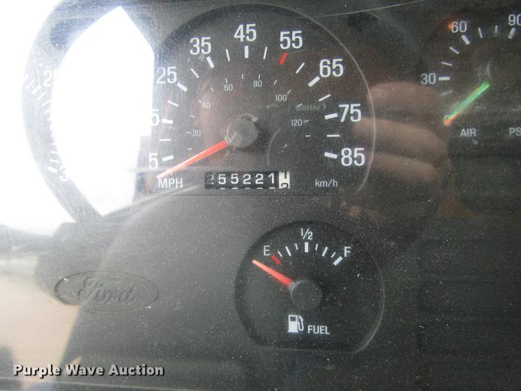 image for item DD8839 1998 Ford LTLA9000 Louisville dump truck