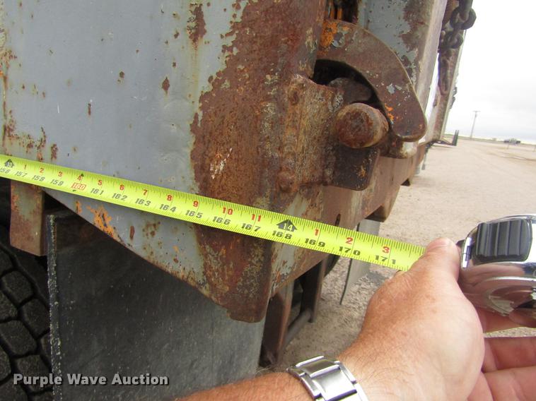 image for item DD8839 1998 Ford LTLA9000 Louisville dump truck