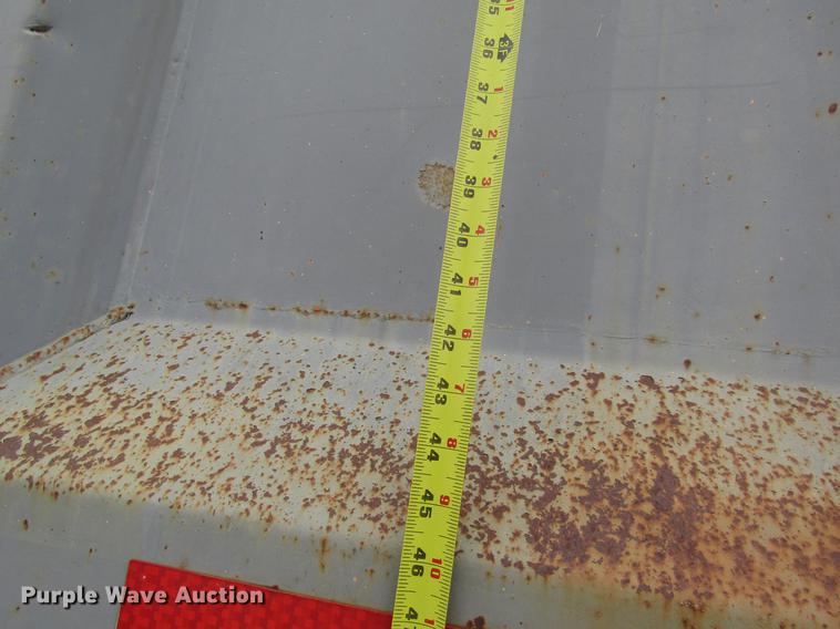 image for item DD8839 1998 Ford LTLA9000 Louisville dump truck