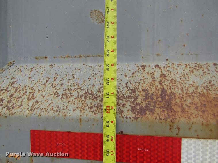 image for item DD8839 1998 Ford LTLA9000 Louisville dump truck