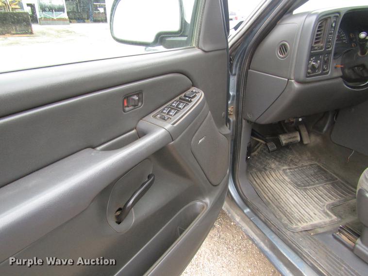 image for item DD8840 2007 Chevrolet Silverado 1500 Z71 Crew Cab pickup truck