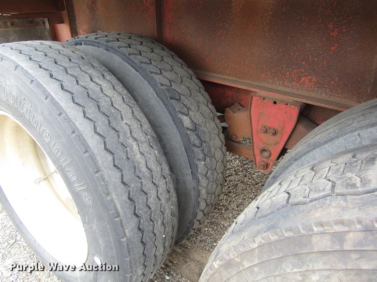 image for item DD8841 1985 Great Dane flatbed trailer