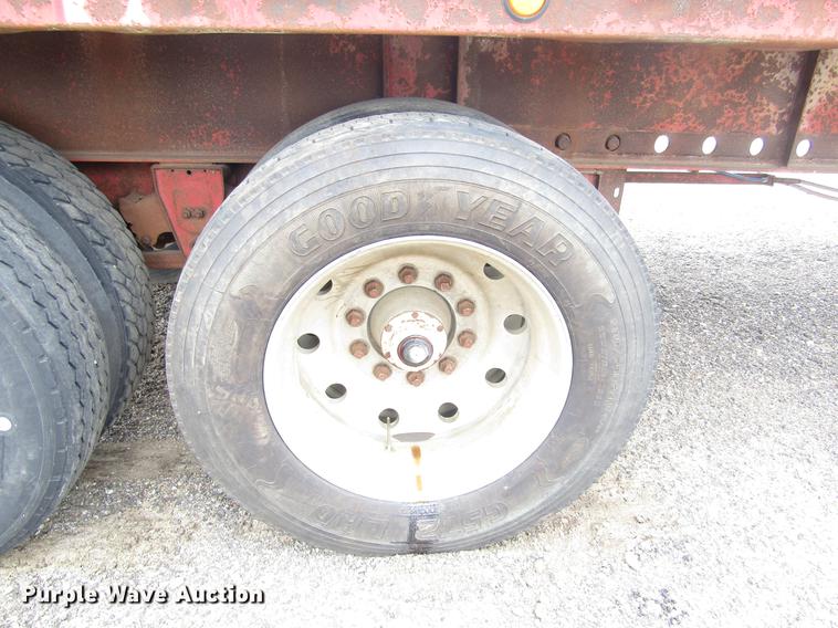 image for item DD8841 1985 Great Dane flatbed trailer