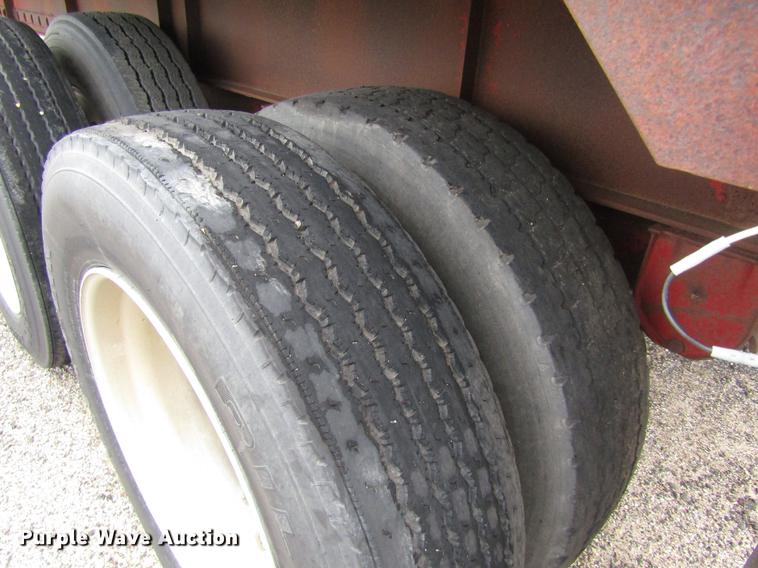 image for item DD8841 1985 Great Dane flatbed trailer