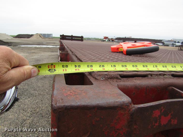 image for item DD8841 1985 Great Dane flatbed trailer