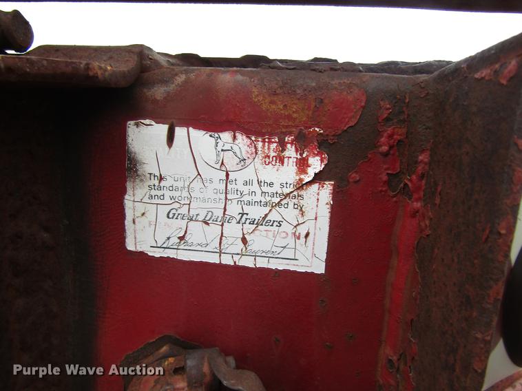 image for item DD8841 1985 Great Dane flatbed trailer