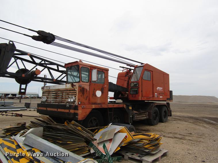 image for item DD8842 1975 Link Belt HC78B truck crane