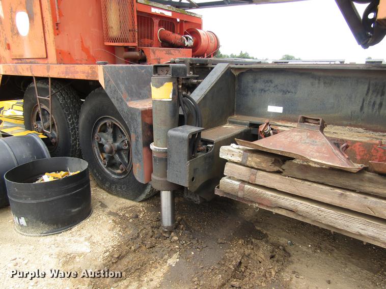 image for item DD8842 1975 Link Belt HC78B truck crane