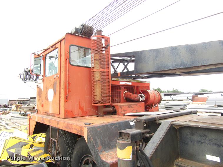 image for item DD8842 1975 Link Belt HC78B truck crane