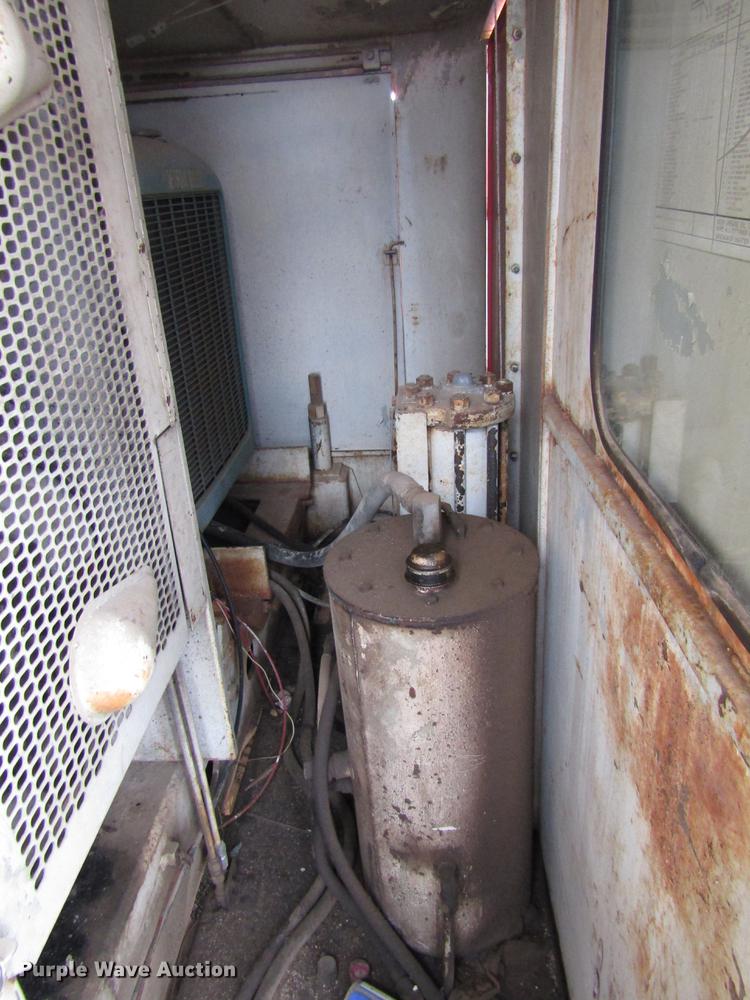 image for item DD8842 1975 Link Belt HC78B truck crane