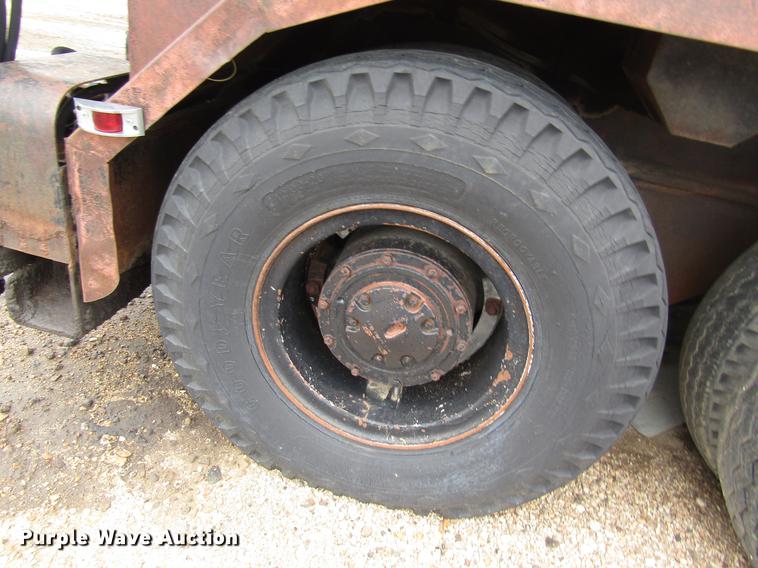 image for item DD8842 1975 Link Belt HC78B truck crane