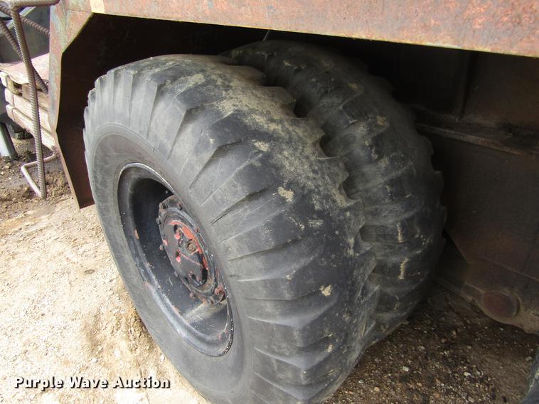 image for item DD8842 1975 Link Belt HC78B truck crane