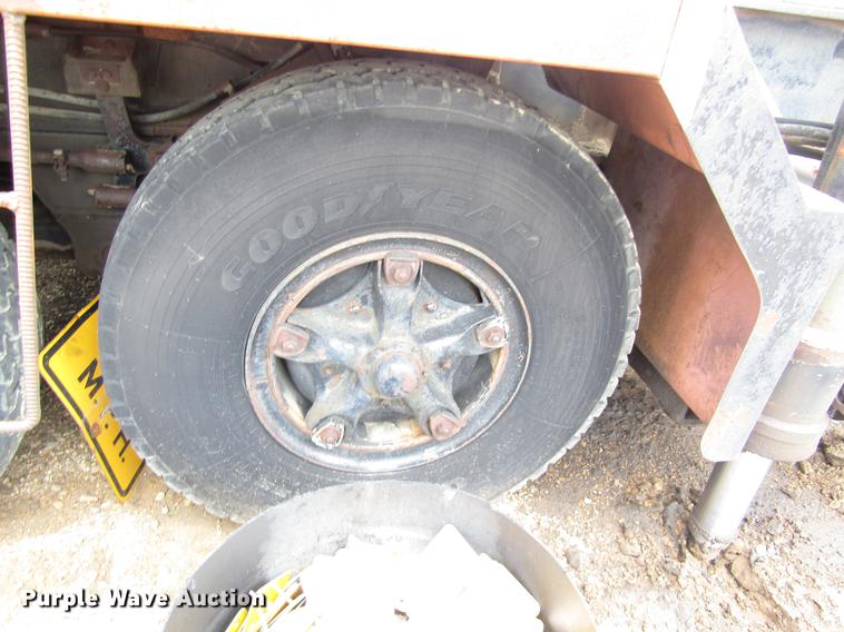 image for item DD8842 1975 Link Belt HC78B truck crane