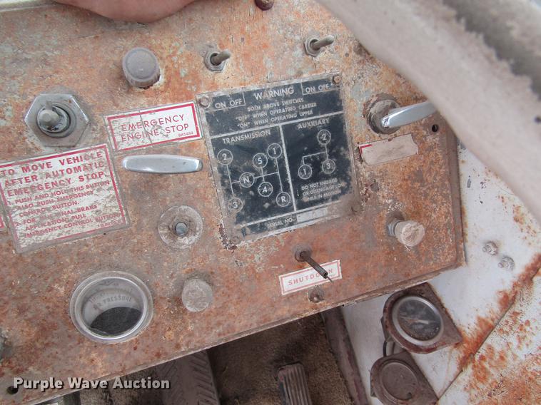 image for item DD8842 1975 Link Belt HC78B truck crane