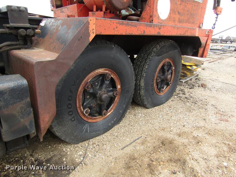 image for item DD8842 1975 Link Belt HC78B truck crane