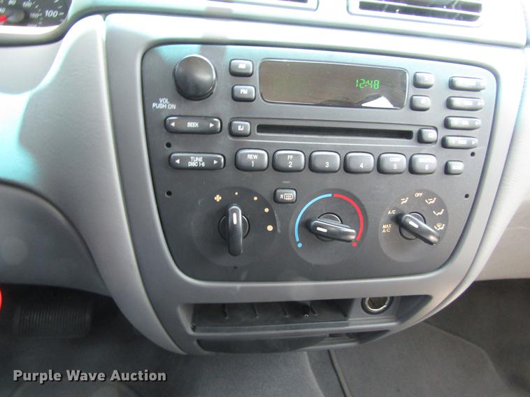 image for item DD8867 2007 Ford Taurus