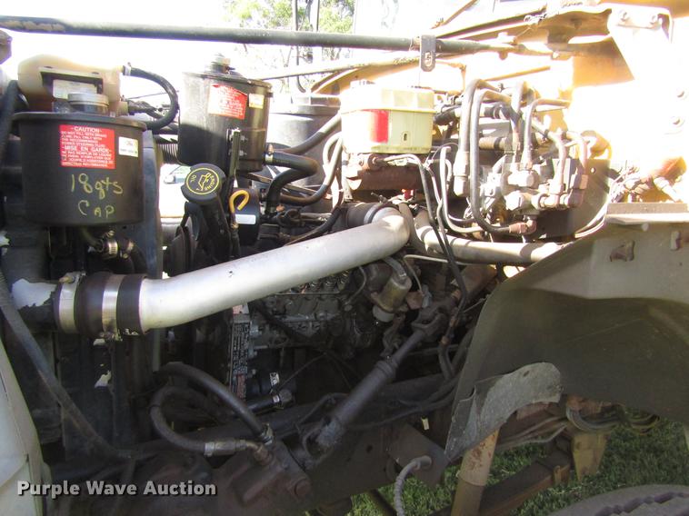 image for item DD8868 1993 Ford B700 school bus