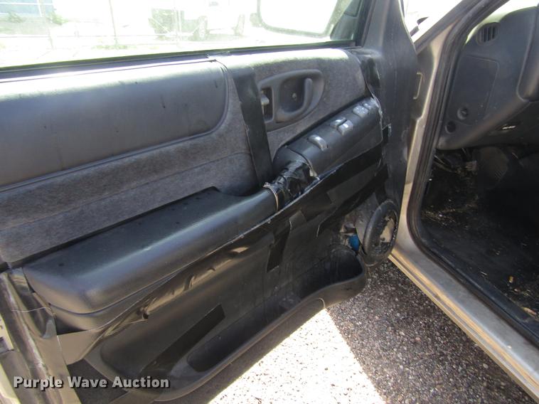 image for item DD8869 2001 Chevrolet Blazer SUV