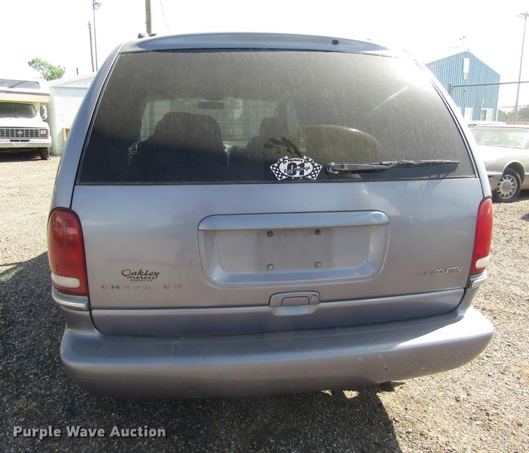 image for item DD8870 1996 Chrysler Town & Country van