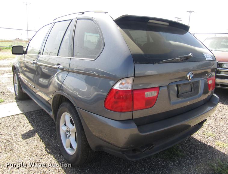 image for item DD8872 2003 BMW X5 SUV