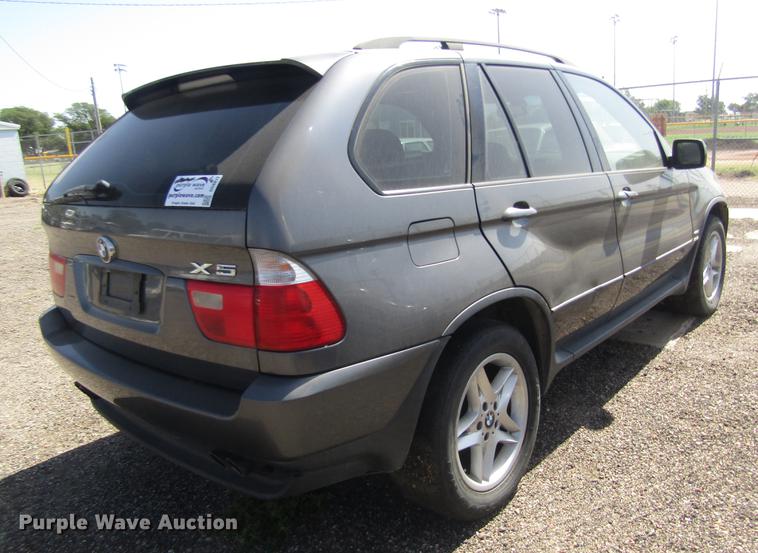 image for item DD8872 2003 BMW X5 SUV