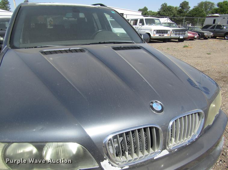image for item DD8872 2003 BMW X5 SUV