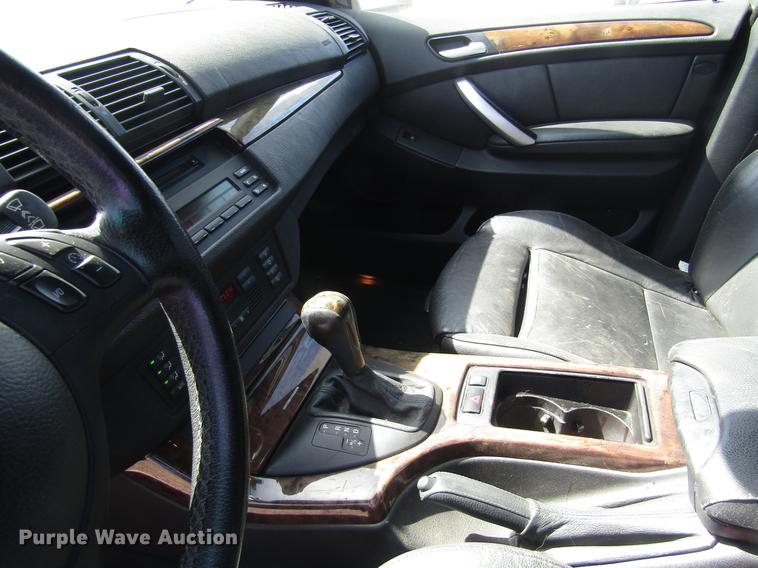 image for item DD8872 2003 BMW X5 SUV