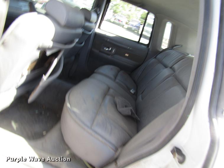 image for item DD8873 1994 Lincoln Town Car