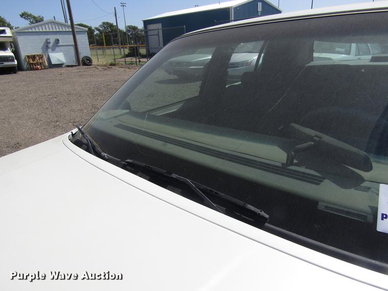 image for item DD8873 1994 Lincoln Town Car