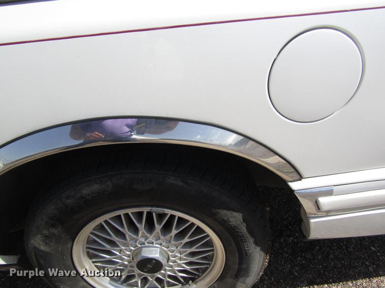 image for item DD8873 1994 Lincoln Town Car