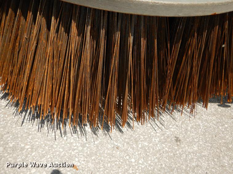 image for item DE1829 2002 GMC T7500 street sweeper truck