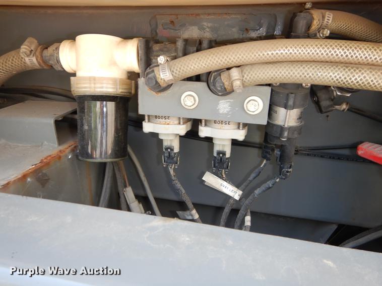 image for item DE1829 2002 GMC T7500 street sweeper truck