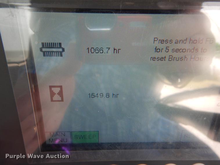 image for item DE1829 2002 GMC T7500 street sweeper truck