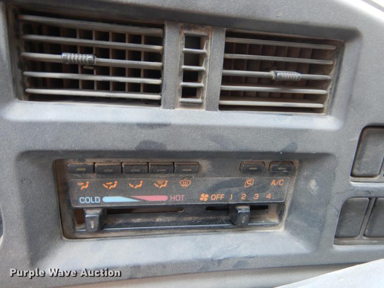 image for item DE1829 2002 GMC T7500 street sweeper truck