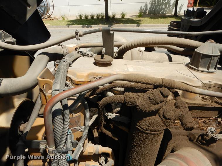 image for item DE1829 2002 GMC T7500 street sweeper truck