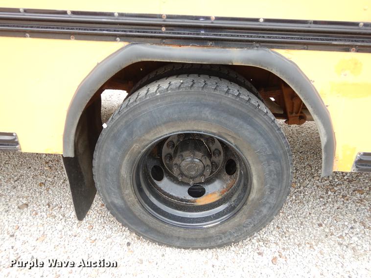 image for item DE1838 2006 Blue Bird Vision school bus