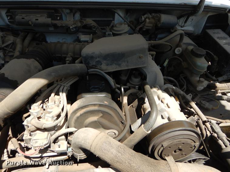 image for item DE1852 1996 Ford Ranger XL pickup truck